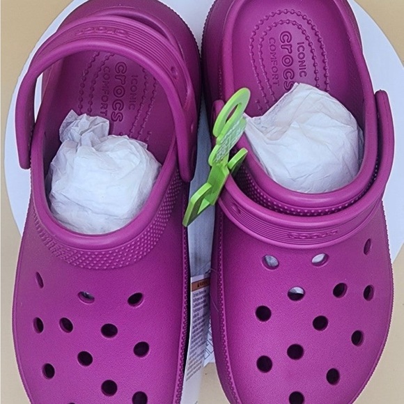 Crocs Clogs Sandals - Picture 4 of 4
